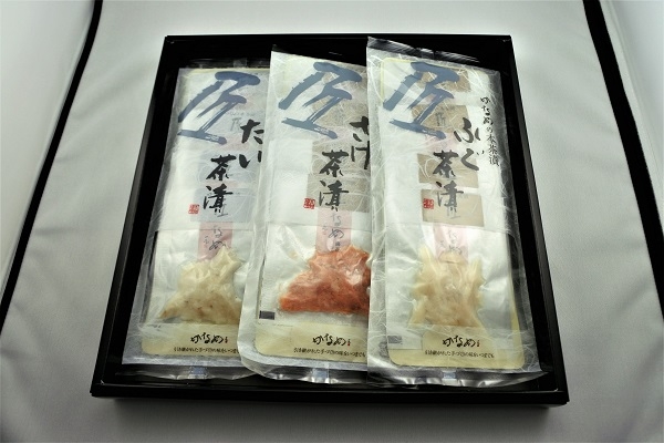 本茶漬『匠』　3000円セット　（たい・ふぐ・さけ　3種セット　各4食入り）　お茶漬けの素  TNC華丸大吉のなんしようと？　華丸『うめ茶漬』を御用達