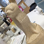 犬用ペットお骨壷ZUTTO【チワワ・さざれ茶】磁器彫刻作家・福重英一郎