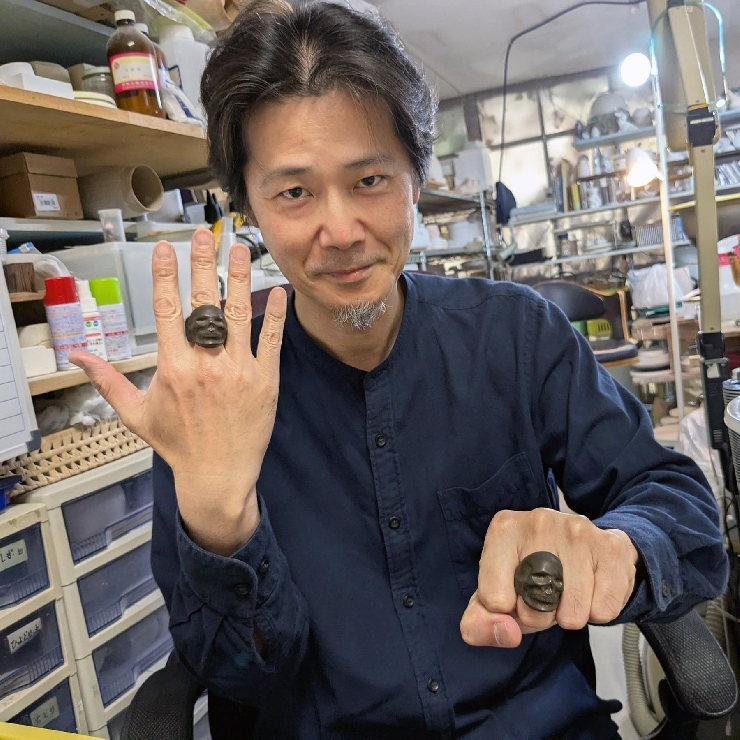 スカルリング マット黒｜磁器彫刻作家・福重英一郎
