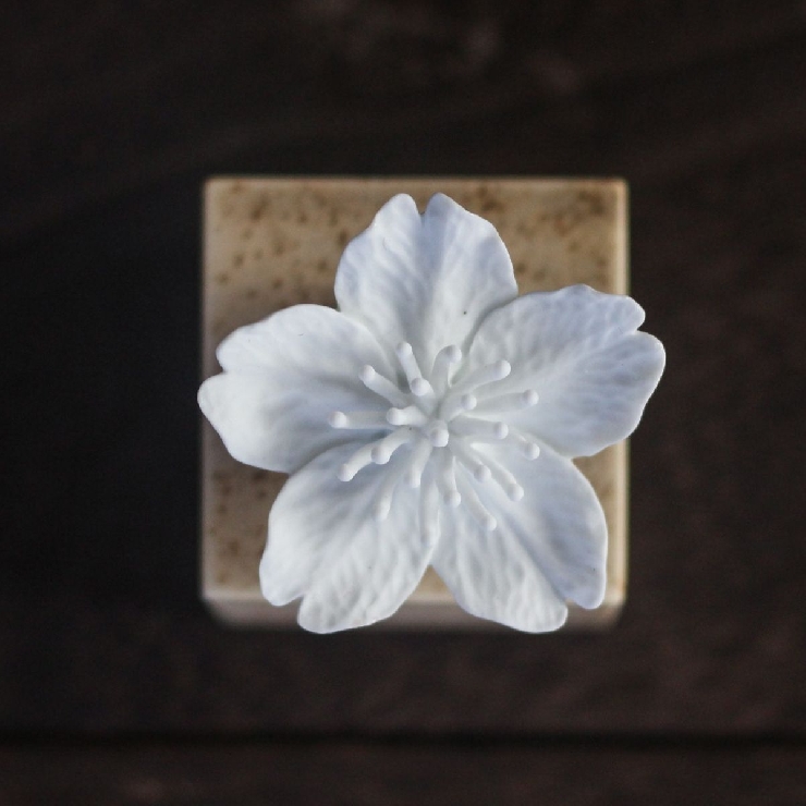 桜一輪・アートオーナメント(さざれ茶)