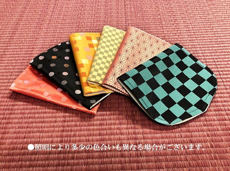 福岡県八女工場生産マスクカバー（京都金襴）